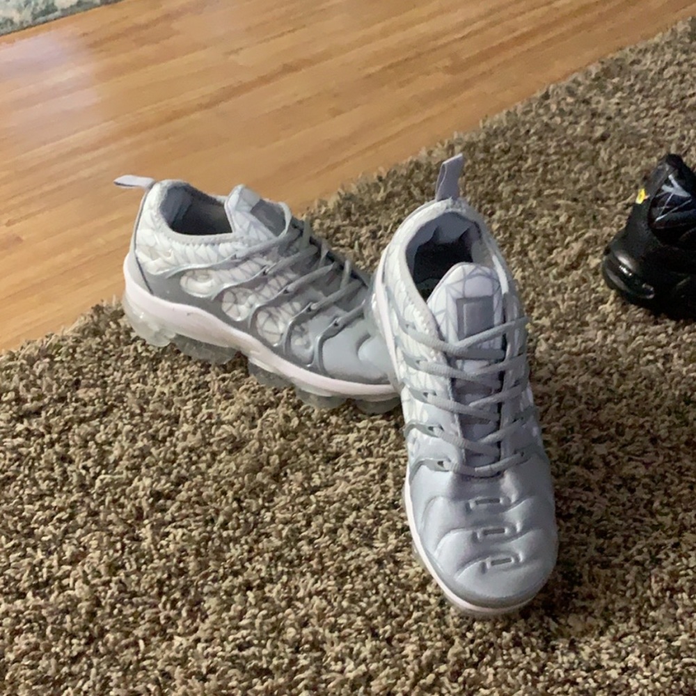 Women’s VaporMax plus